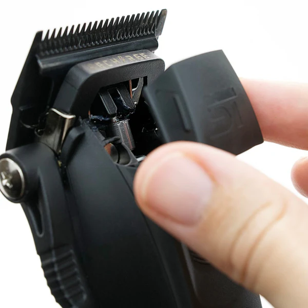Supreme Recharge Clipper & Smart Base | Black